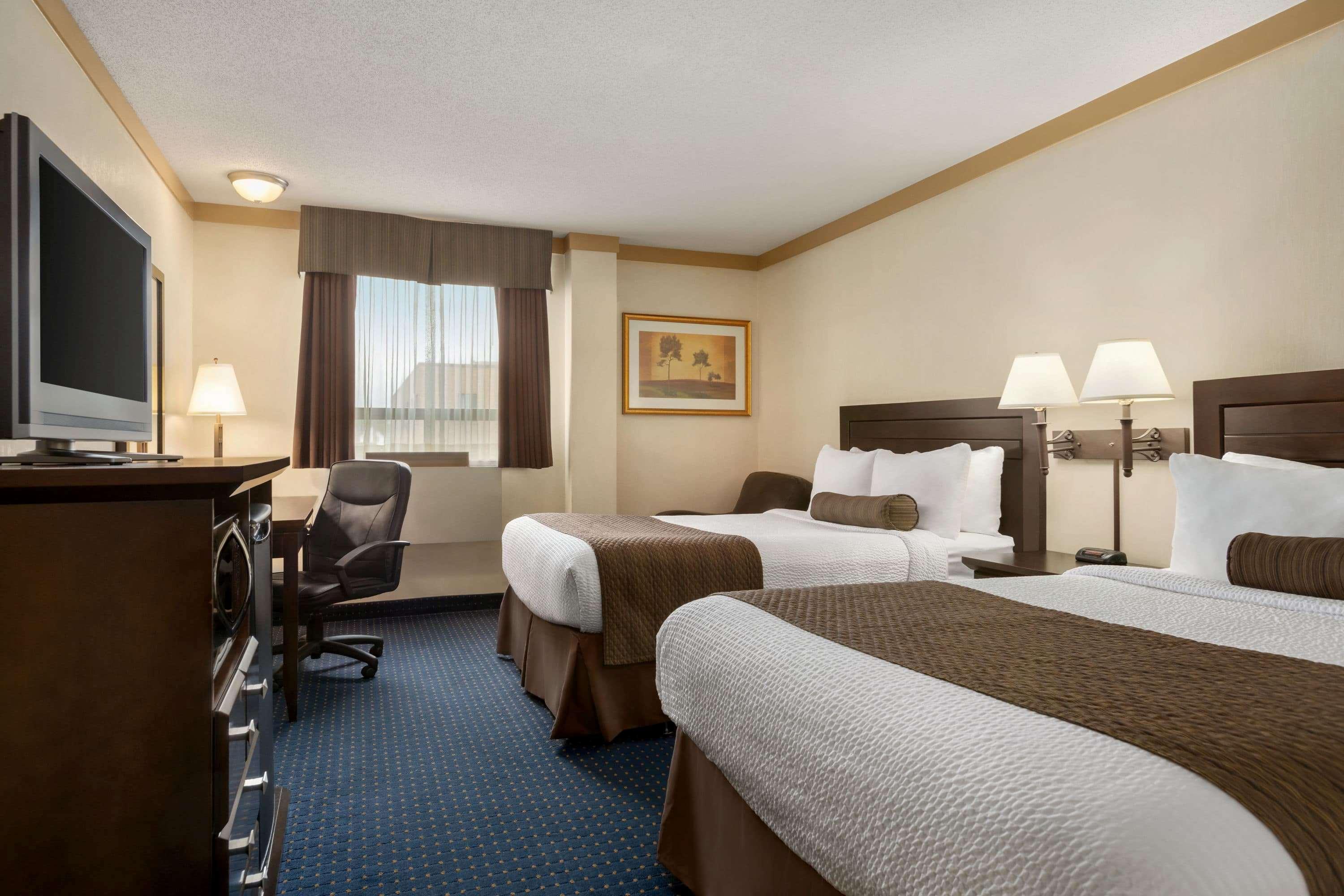 Days Inn & Suites By Wyndham Sault Ste. Marie On Exteriör bild