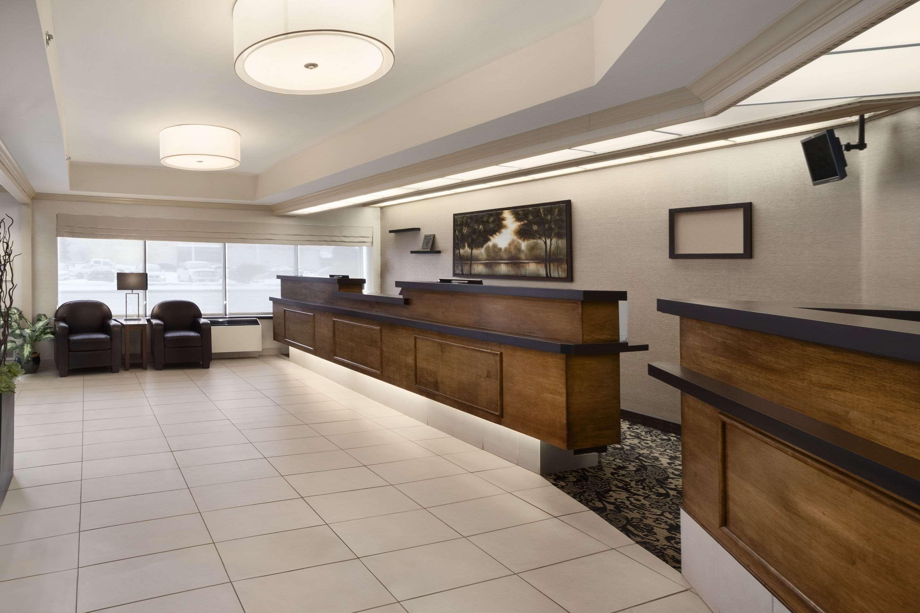 Days Inn & Suites By Wyndham Sault Ste. Marie On Exteriör bild